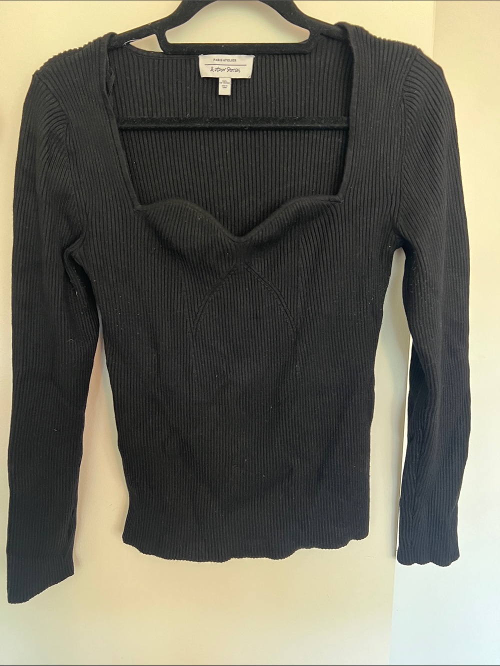 & Other Stories Black Ribbed Long-Sleeve Sweetheart Neck Top